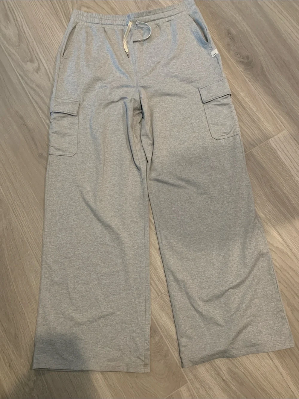 Vuori Light Gray Wide-Leg Cargo Sweatpants